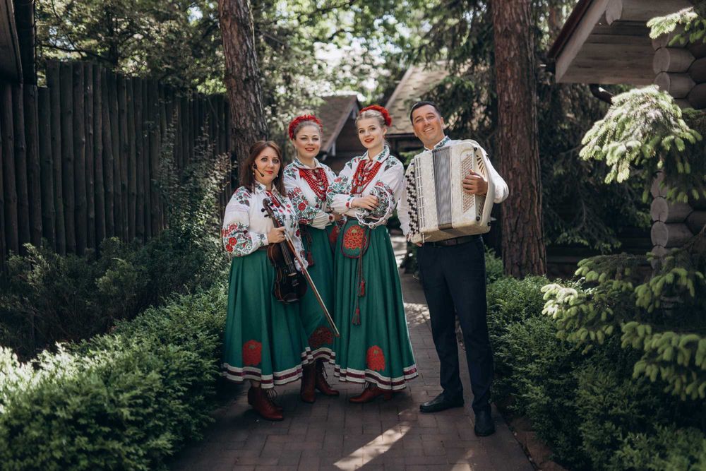 Жива музика. Музиканти на ваше свято. Музичні привітання. Колядки.