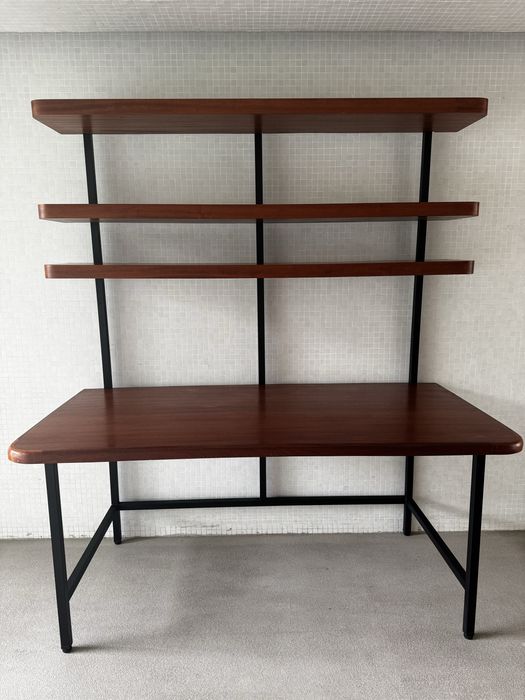 Secretária Estilo Industrial