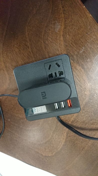 Блок питания адаптер Xiaomi 12V 1A,100-240яВт под американскую розетку