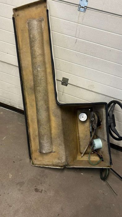 Sprzedam konsole terhi 475