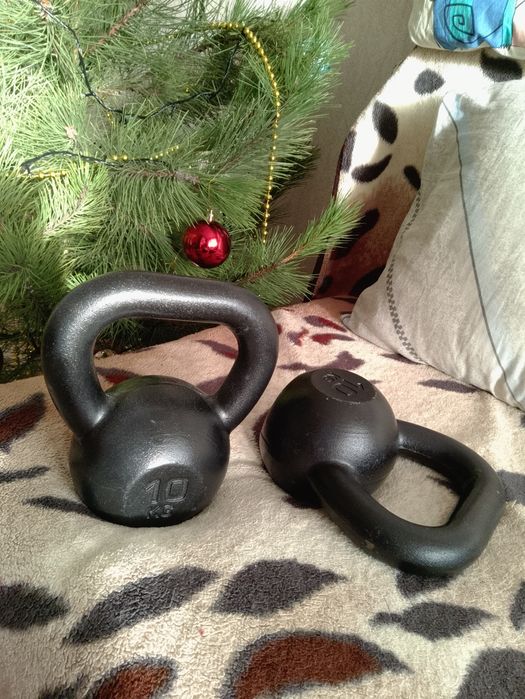 Гири по 10 килограмм