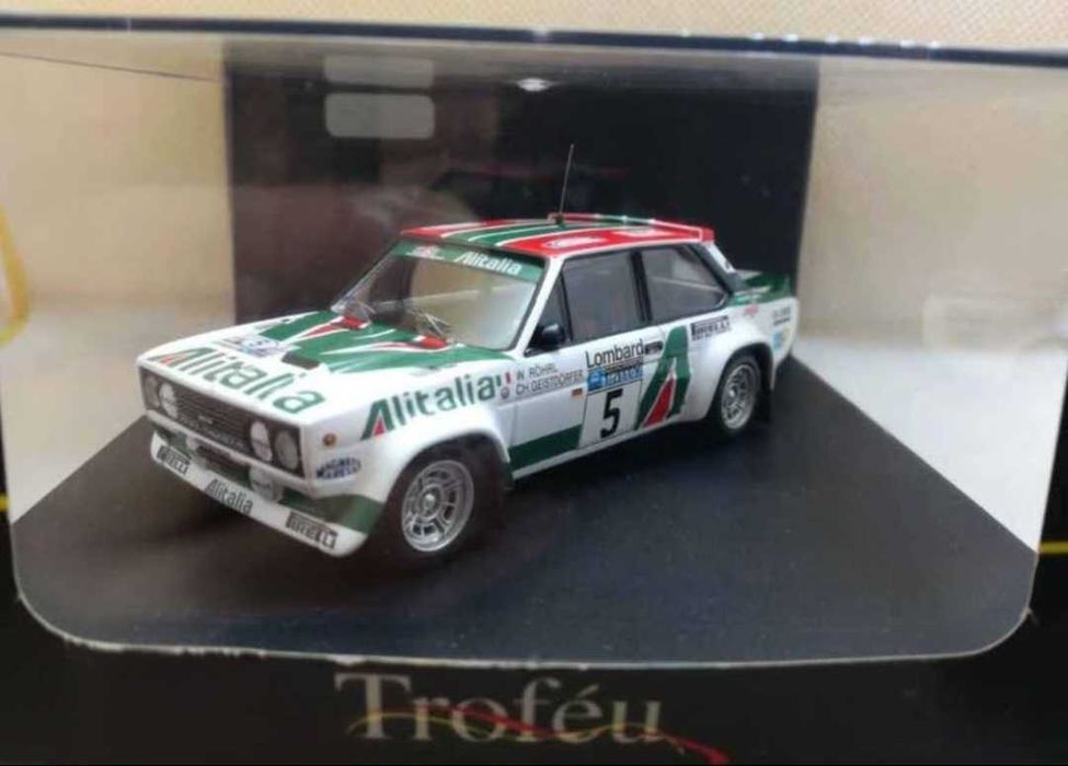 Miniaturas 1.43 Troféu
