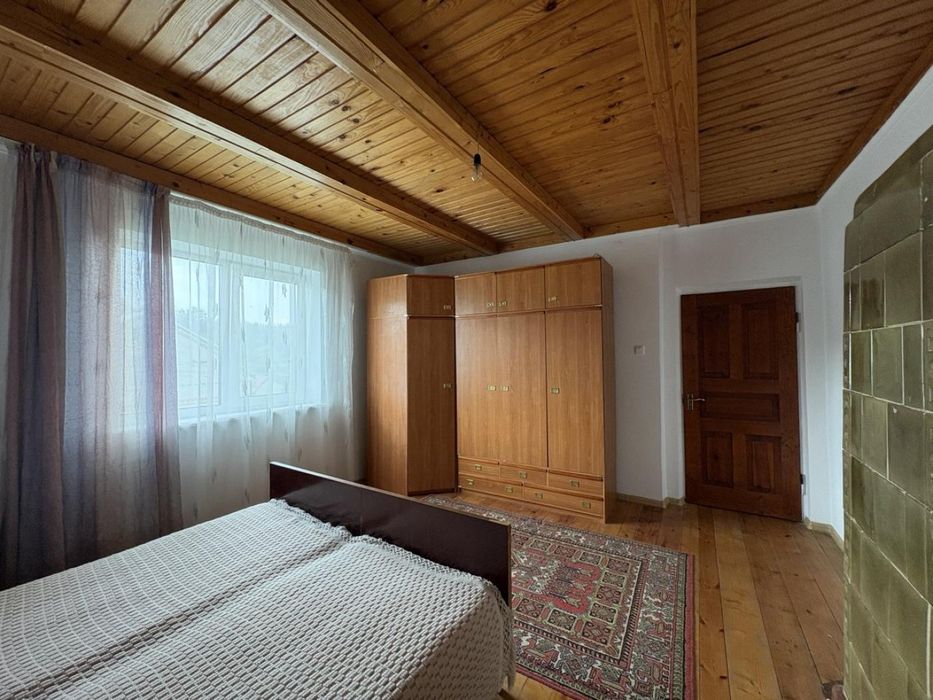 Продаж будинку з ремонтом та меблями в м.Золочів