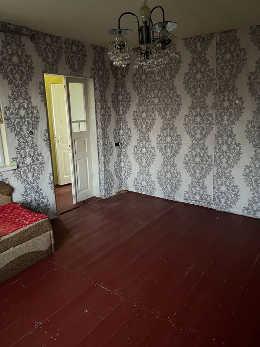 Продам хату воскресинці