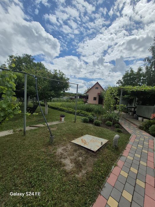 Продам дачний будиночок