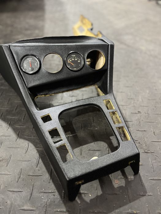 Tunel konsola hartge BMW E30 rarytas pod dodatkowe wskaźniki Alpina