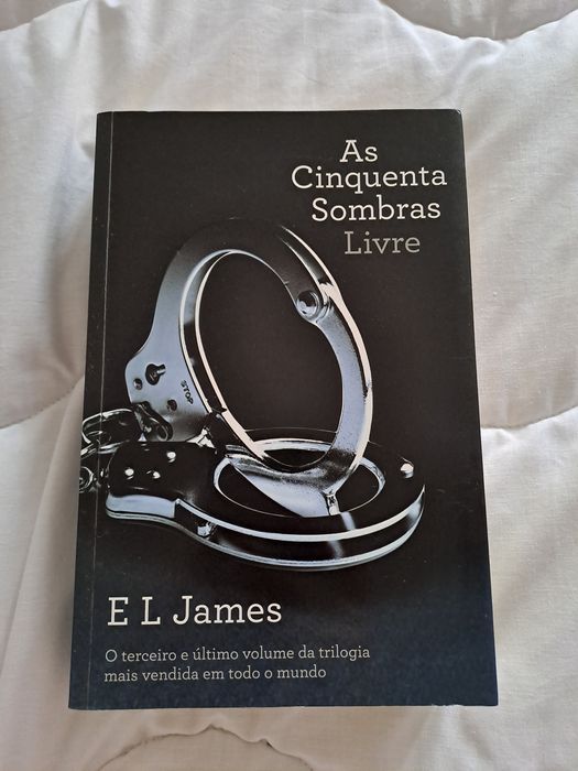 Livro "As Cinquenta Sombras Livre" de E L James