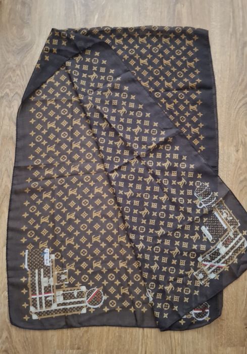 Платок і шарф Louis Vuitton