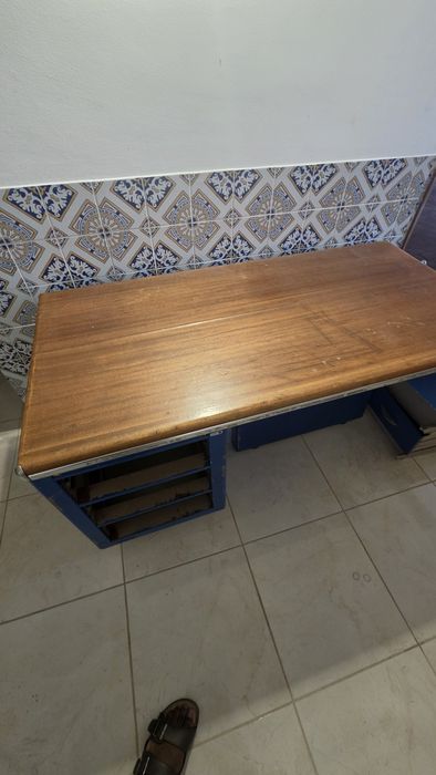 Vendo mesa de escritório