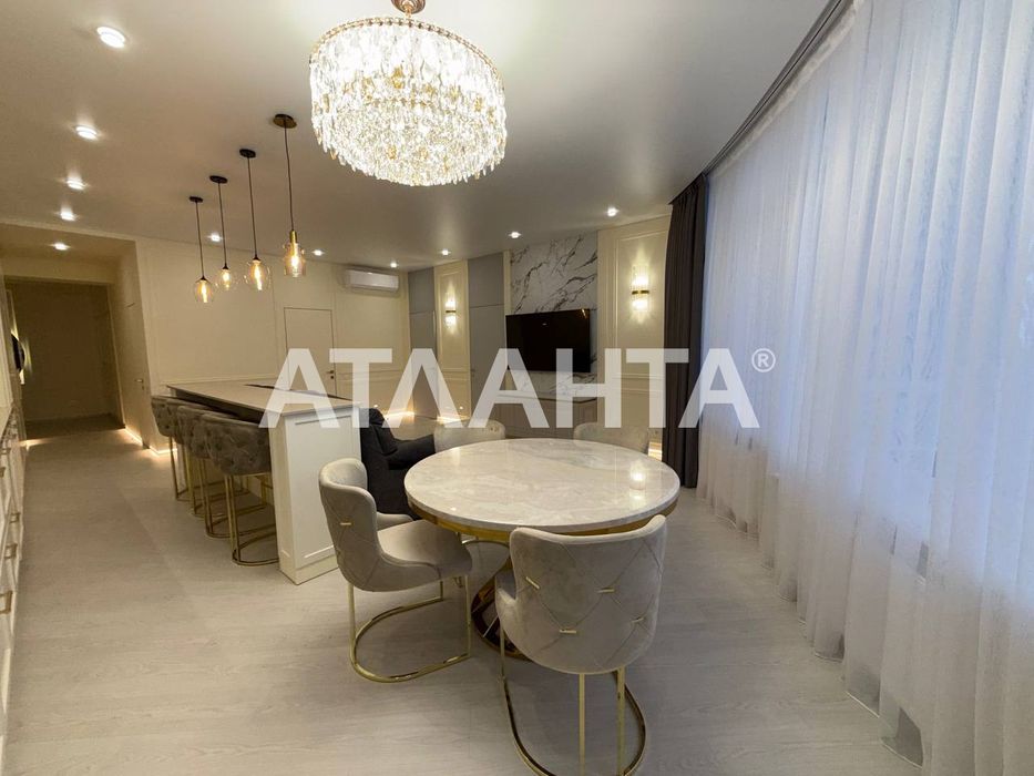 3-комнатная квартира. Приморский. Аркадия