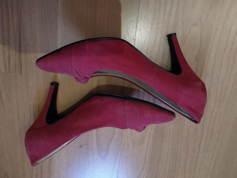 Sapatos vermelhos senhora