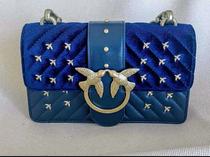 Pinko śliczna torebka na łańcuszku