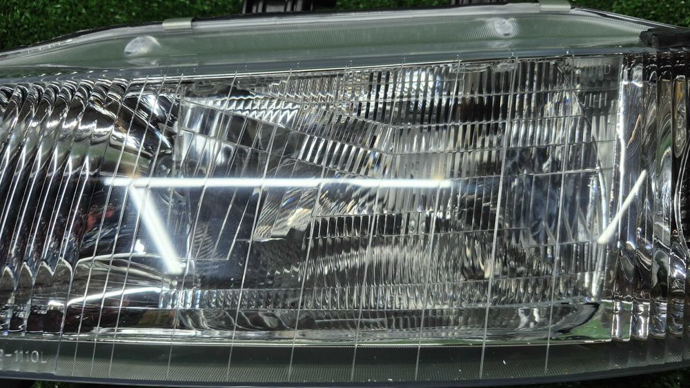 Otica Farol Esquerdo Rover 400 1996 a 1999 ref 882-1110L-LD-EM NOVO