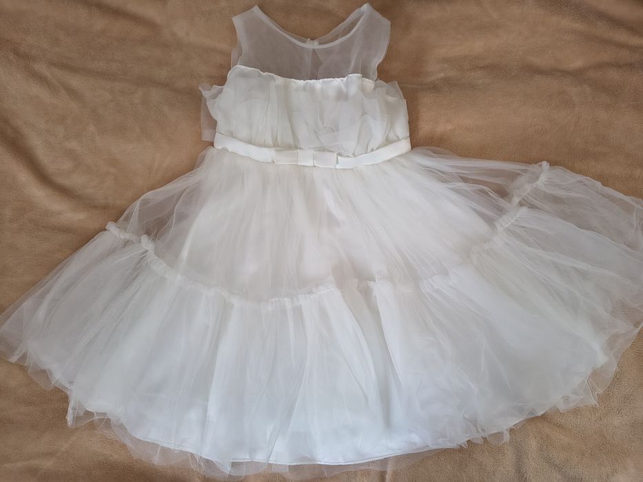 Сукня на дівчинку