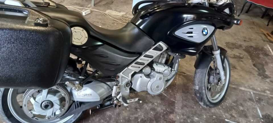 motocykl BMW 650