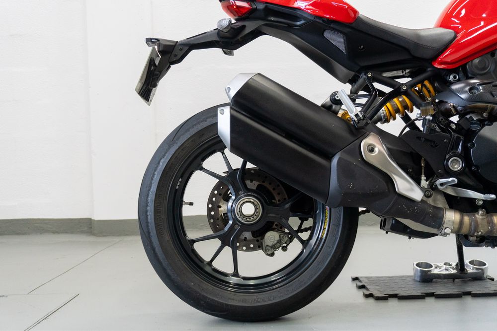 Ducati Monster 1200 R 2017 (financiamento disponível)