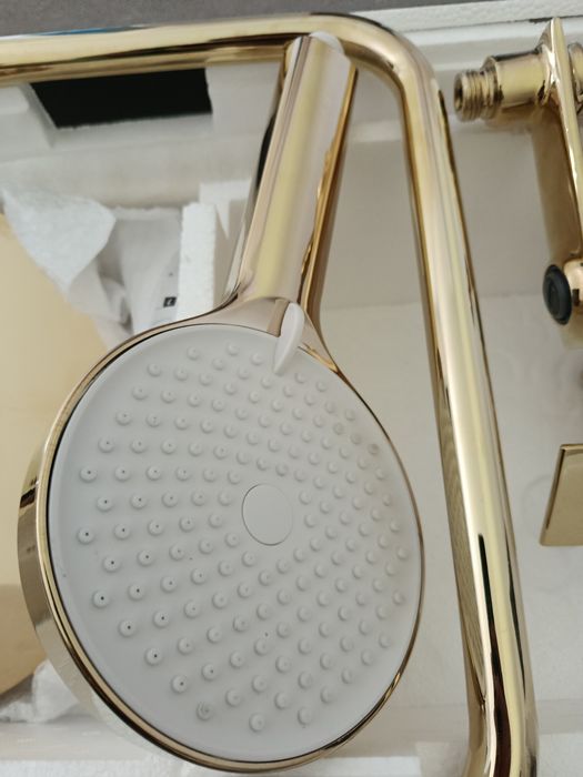 Zestaw natryskowy Rea veneta gold