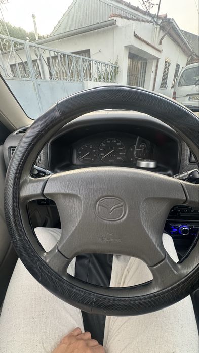 MAZDA em bom estado