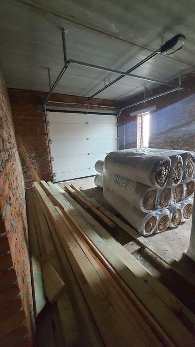 Будинок в котеджному містечку з великою ділянкою та гаражем 37636