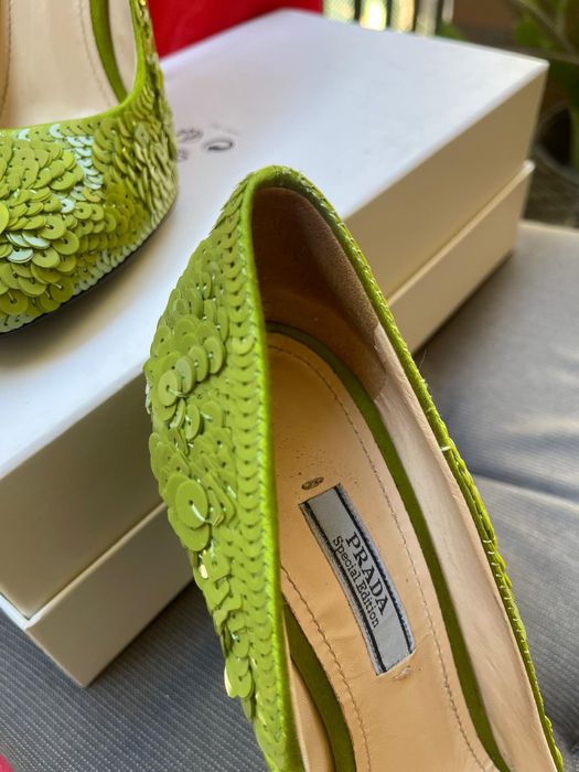 Туфлі на каблуку Prada