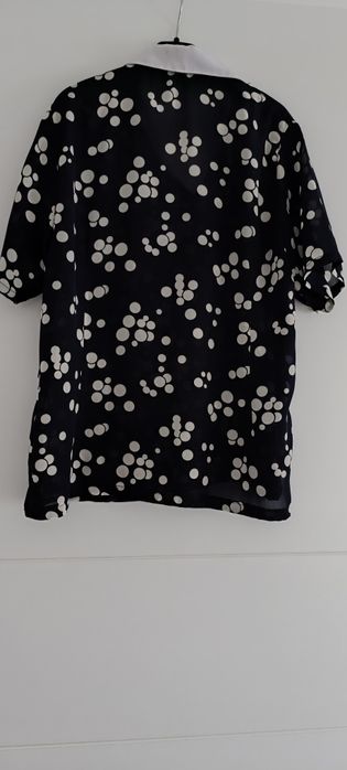 Camisa azul e branca tamanho L