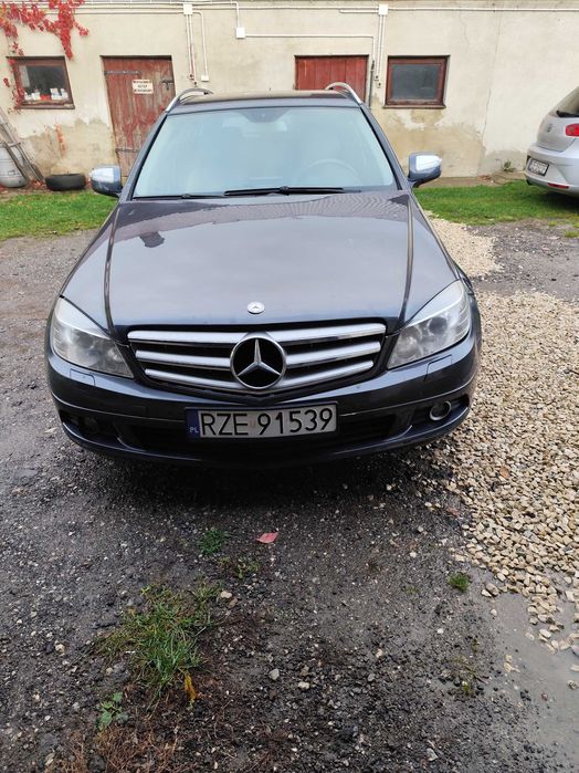 Mercedes Benz C220