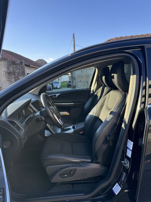Volvo XC60 2.0 D Automático