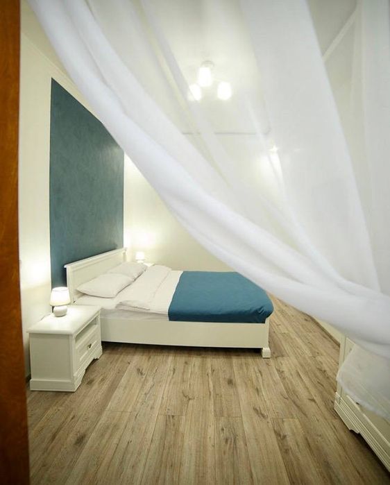 Оренда двокімнатної квартири в центрі проспект Свободи