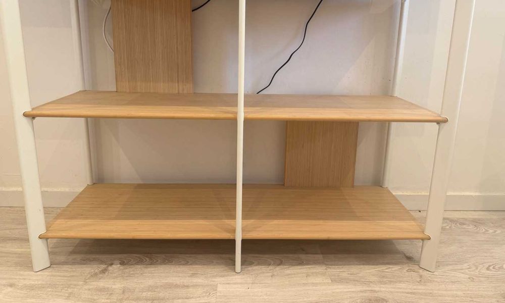 Oportunidade!!! Estante rack TV branca metal e madeira usada apenas 4 meses!
