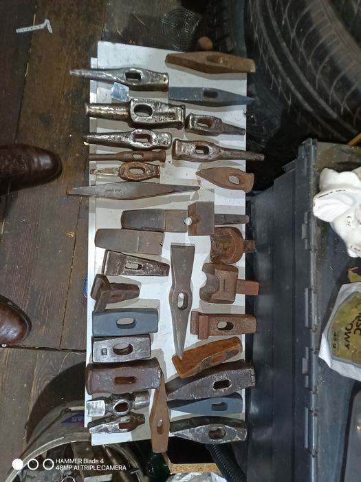 młotki kowalskie , babka,podcinką, kleszcze