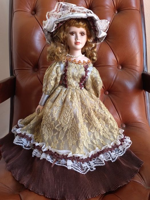 Bonecas de porcelana