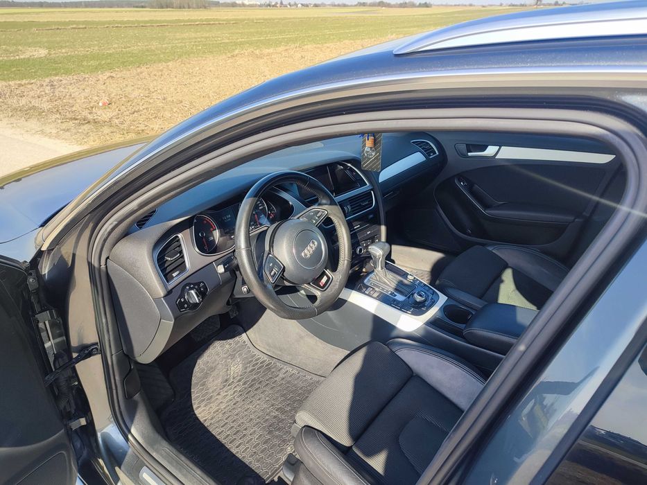 Audi A4B8 2013 2.0 TDI 177KM S-LINE