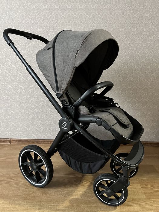 Прогулянкова коляска Б/У