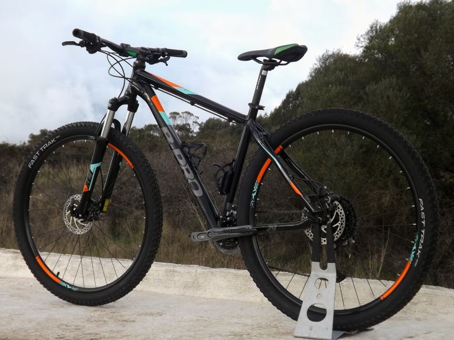 B-PRO 940 - Bicicleta Todo o Terreno -  BTT XC - Tamanho L - Roda 29"