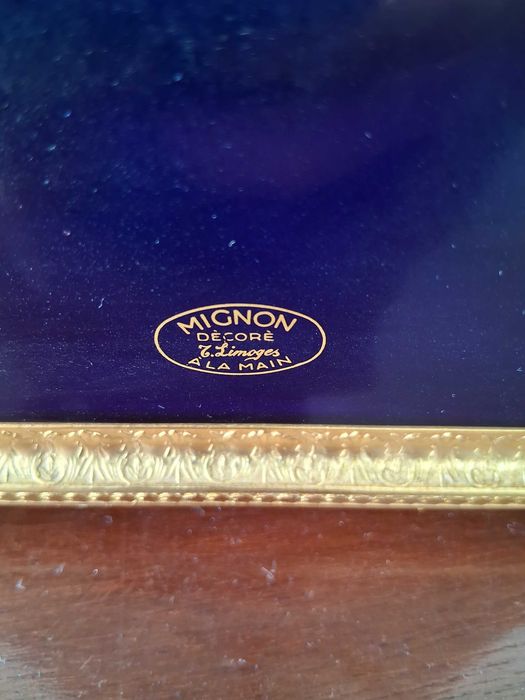 Relógio de mesa - porcelana Limoges e decoração a ouro