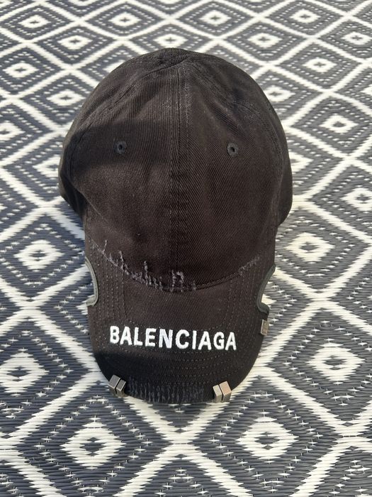 Balenciaga czapka z daszkiem