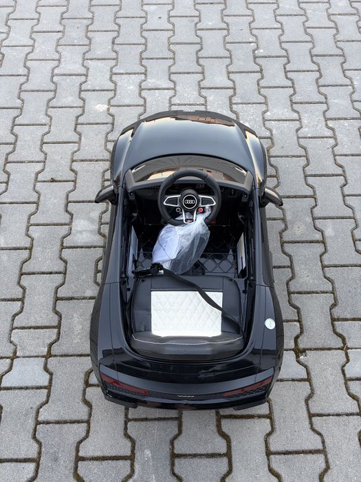 Audi R8 Spyder Auto na akumulator dla dzieci Czarny