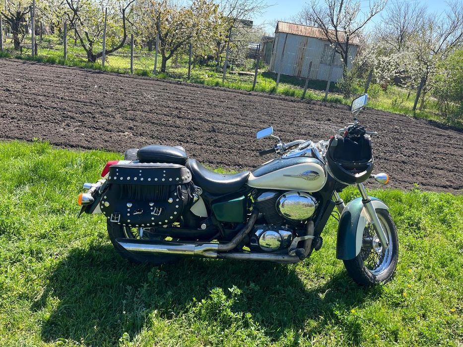 Мотоцикл Хонда Шадов 400