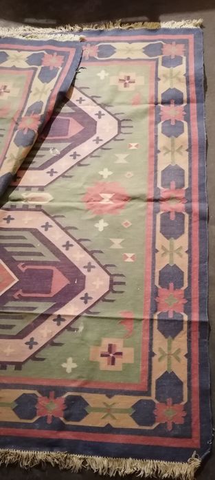 Vendo Tapete Kilim em algodão multicolor (185 cm x 185 cm) 
Dimensões: