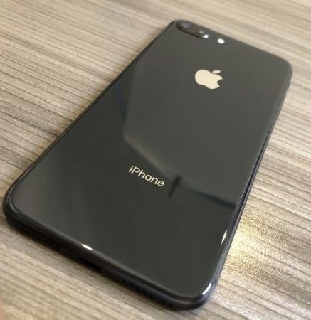 iPhone 8 Plus 64GB Bateria 100%
