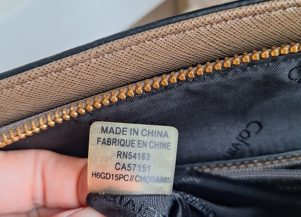 Стильна сумка Calvin Klein шкіряна