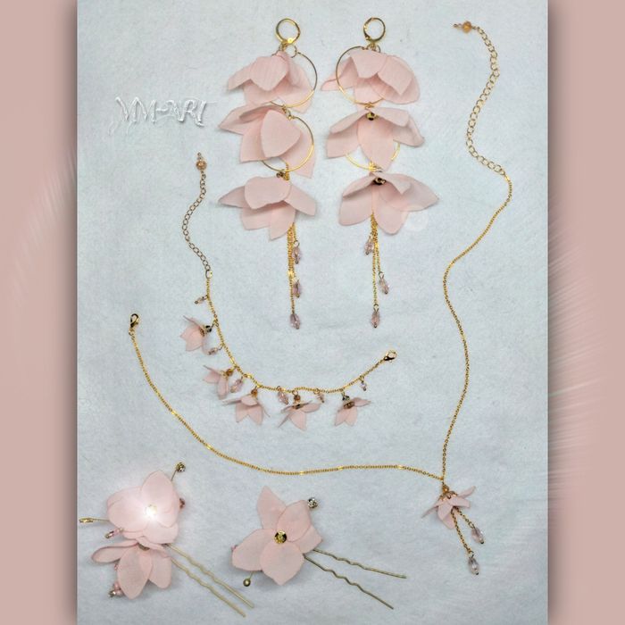 Komplet Biżuterii ślubnej- kolczyki,  naszyjnik,  bransoletka,  wsuwki