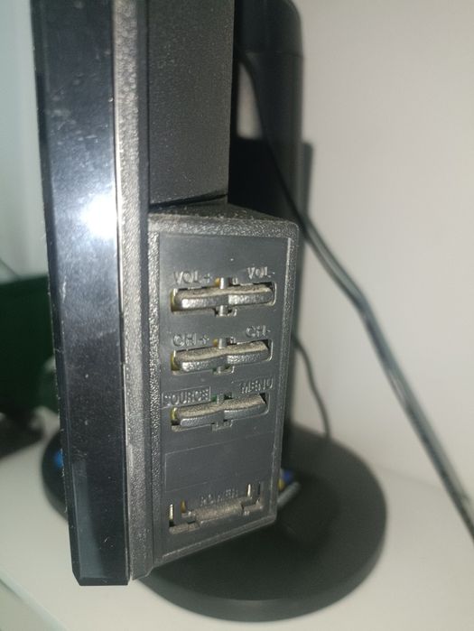 TV Led Selecline 23.6 com comando