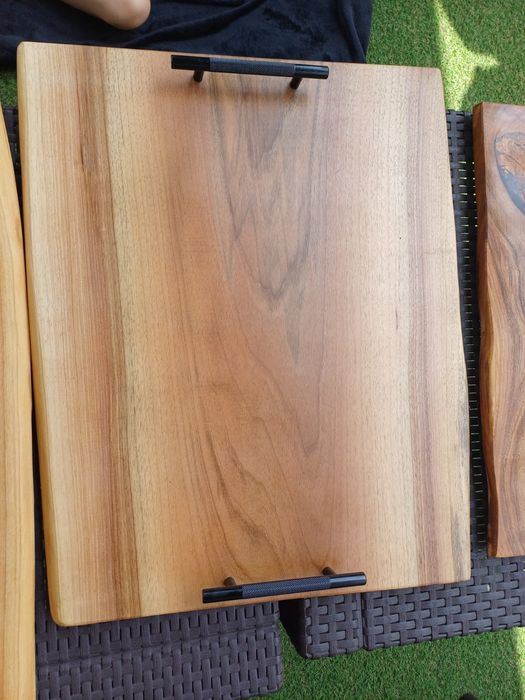 Desk ido serwowania potraw