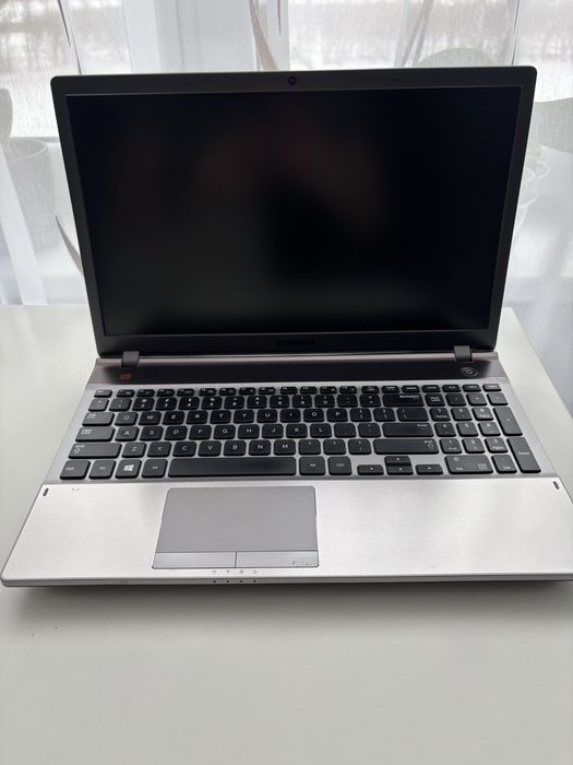 Laptop Samsung NP550P5C
