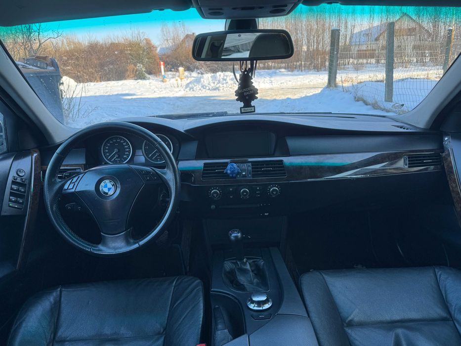 BMW e60/e61 3.0 diesel m57 218km, manual