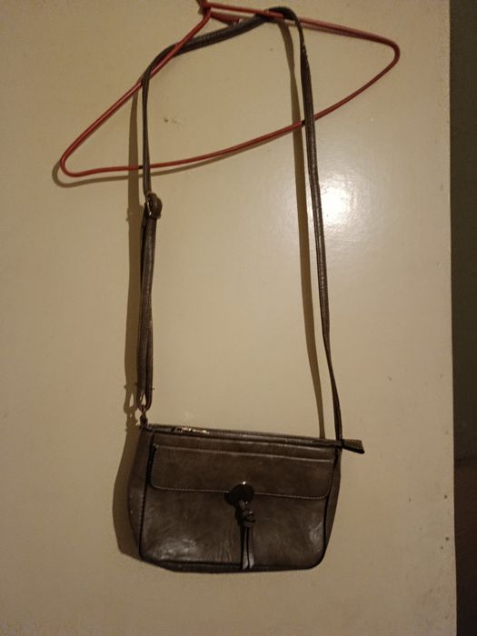 Torebka listonoszka, damska, Made In China, 100% PU używana