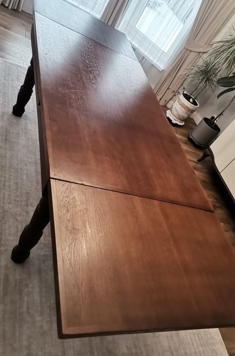 Stół dębowy do jadalni rozkładany