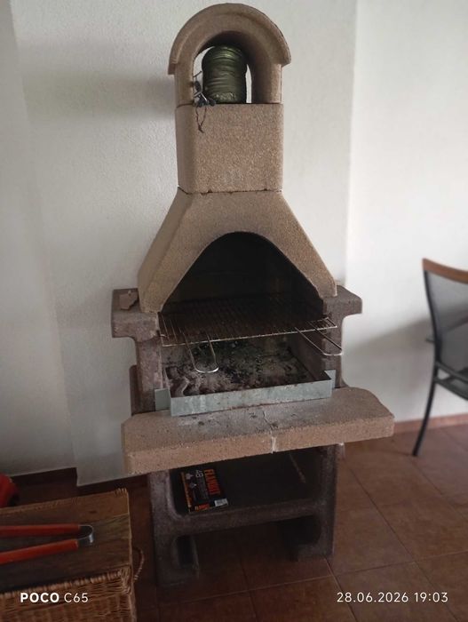 Grill ogrodowy betonowy