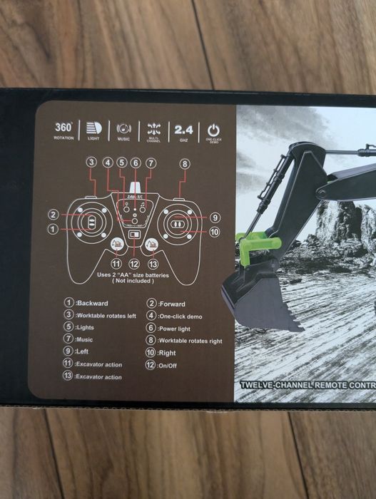 Koparka na gąsienicach zdalnie sterowana muzyka,swiatla, 2 akumulatory